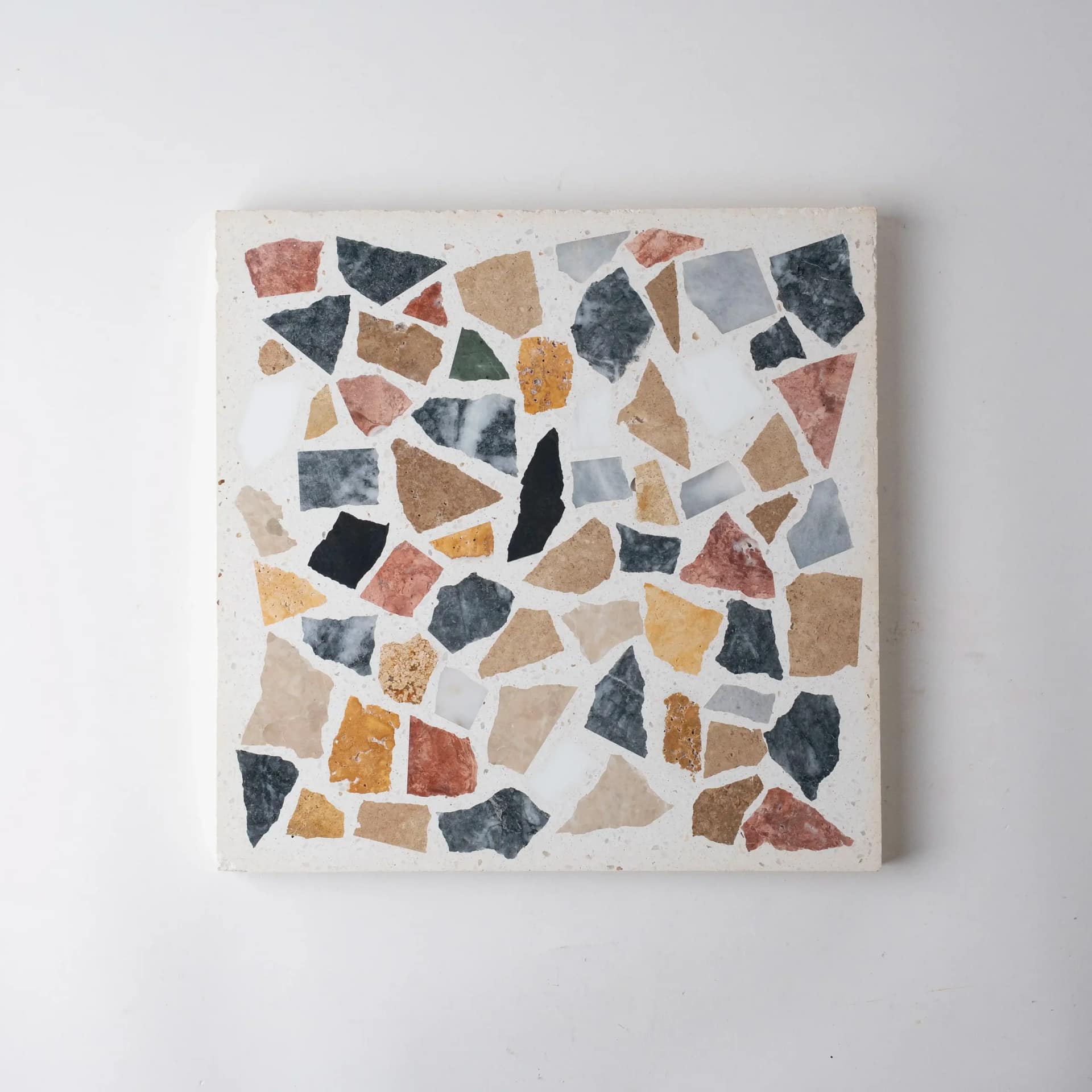 karoistanbul_palladiana_beige-base_mixed-chip_2